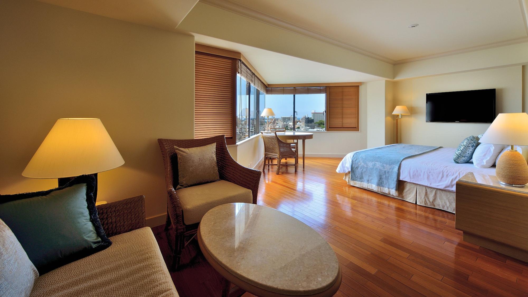 The Naha Terrace Hotel Екстериор снимка