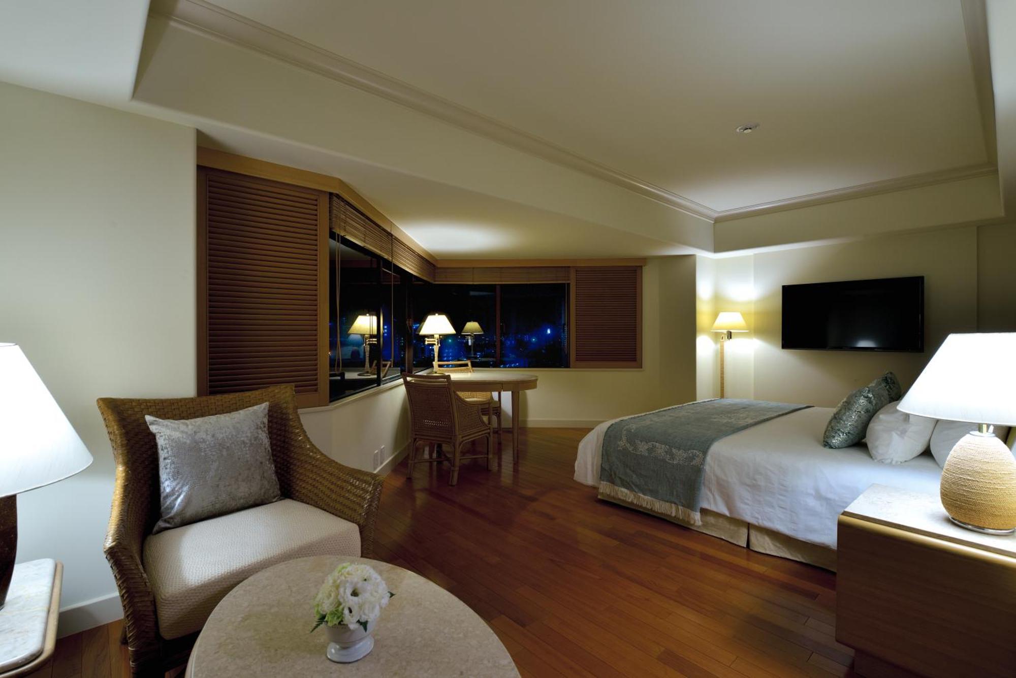 The Naha Terrace Hotel Екстериор снимка