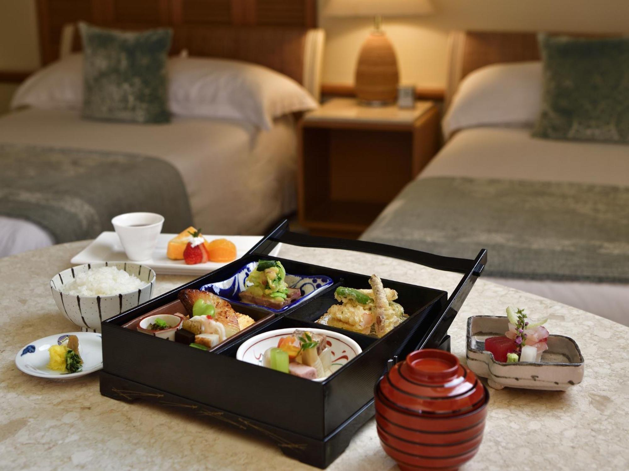 The Naha Terrace Hotel Екстериор снимка