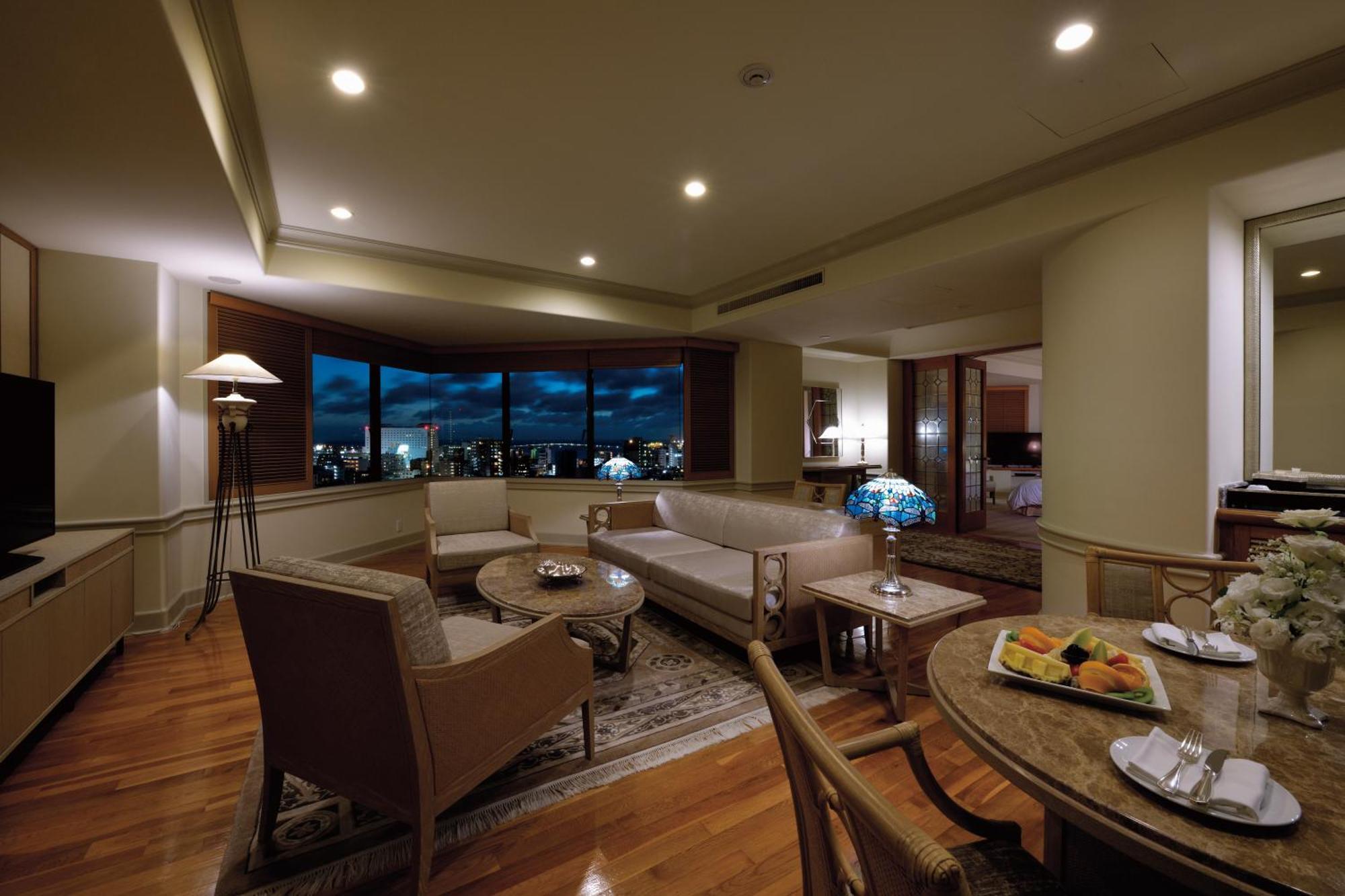 The Naha Terrace Hotel Екстериор снимка